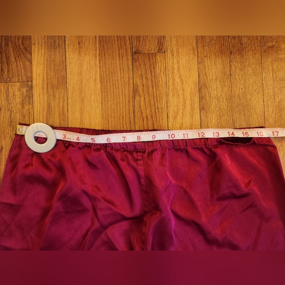Burgundy Red Satin Long Sleeve Two Piece Pajama Pant Set w/White Trim Size M - Picture 12 of 13
